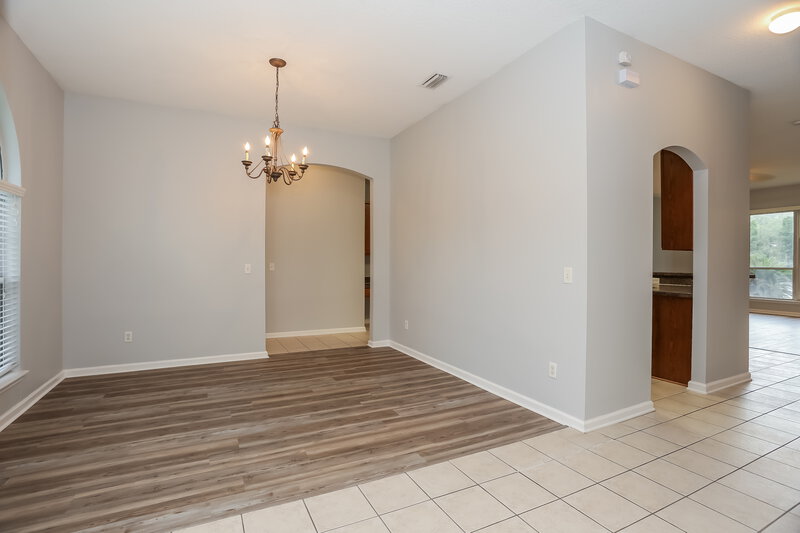2,130/Mo, 3719 Jacob Lois Dr W Jacksonville, FL 32218 Dining Room View 2