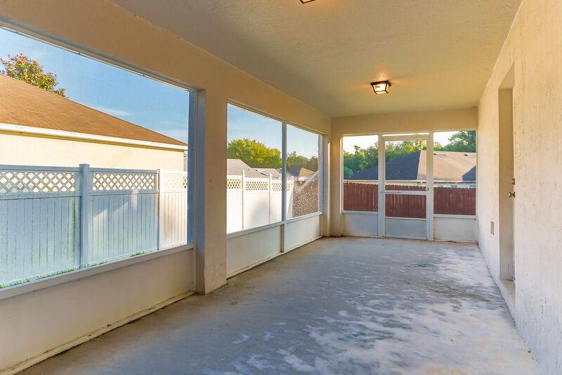 2,085/Mo, 4131 Half Moon Cir Middleburg, FL 32068 Sunroom View