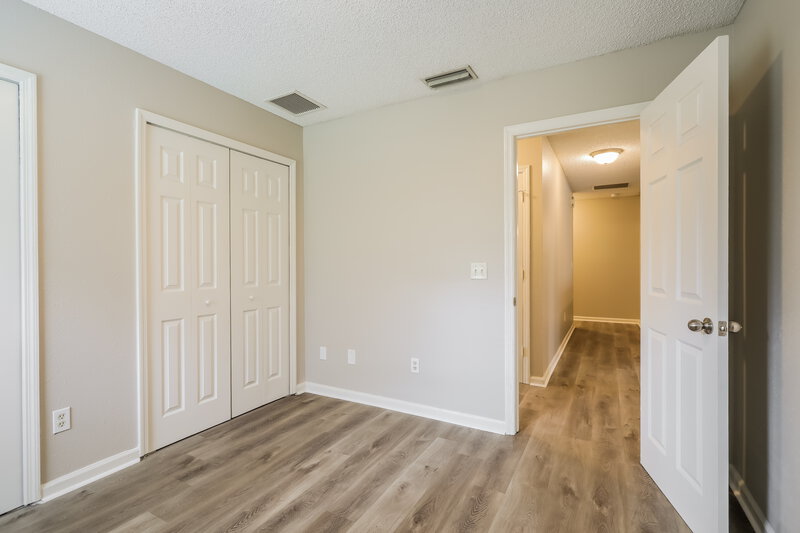 1,760/Mo, 7119 Newman Lake Ct Jacksonville, FL 32222 Bedroom View 2