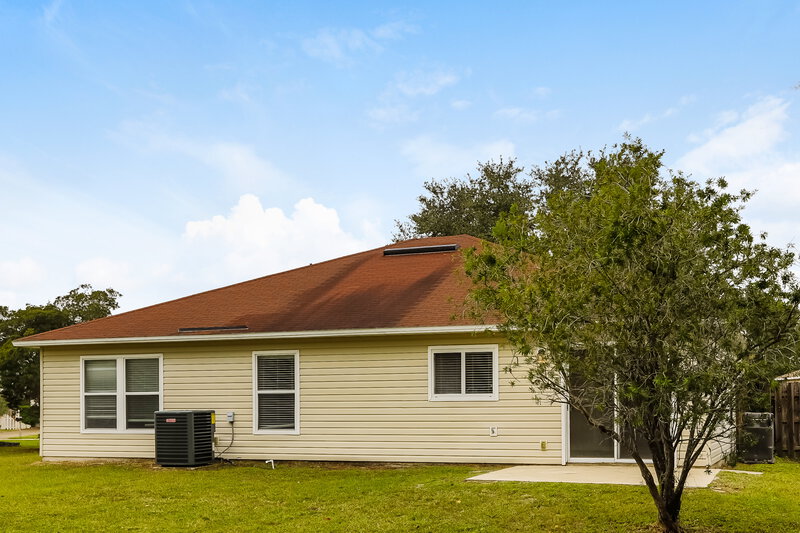 1,760/Mo, 7119 Newman Lake Ct Jacksonville, FL 32222 Rear View 2