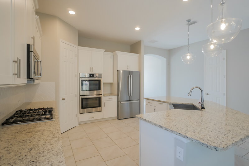 2,340/Mo, 182 Willow Lake Dr Saint Augustine, FL 32092 Kitchen View 3