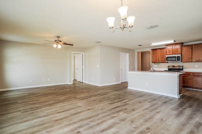 1,995/Mo, 3426 Canyon Falls Dr Green Cove Springs, FL 32043 Dining Room View 2