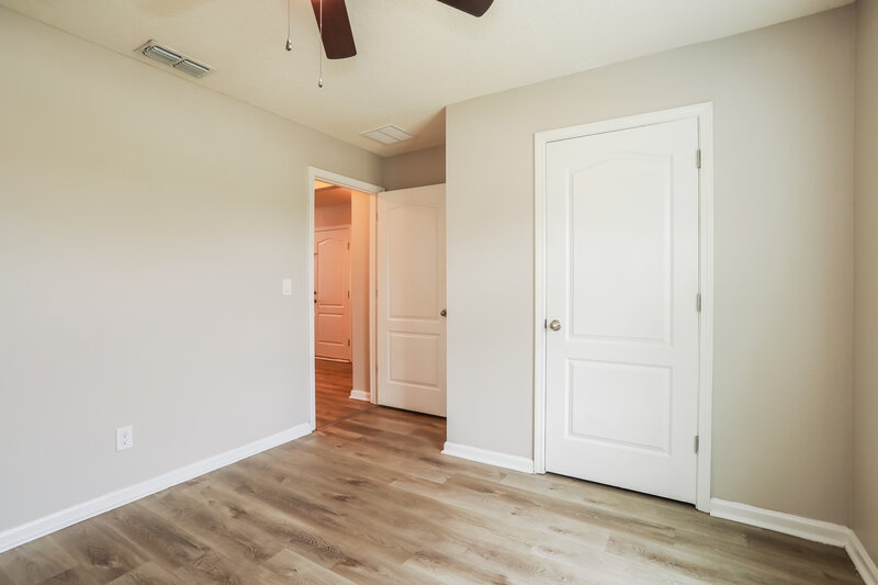 1,995/Mo, 3426 Canyon Falls Dr Green Cove Springs, FL 32043 Bedroom View 2