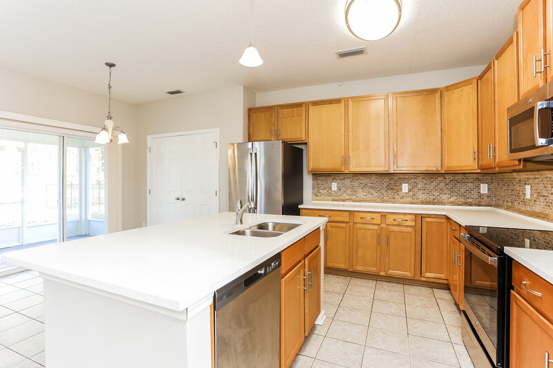 2,230/Mo, 12119 Jade Point Ct Jacksonville, FL 32218 Kitchen View