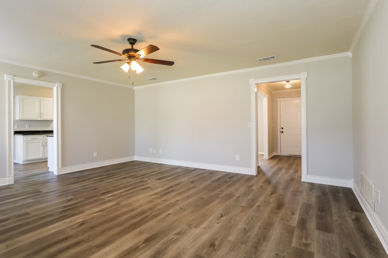 2,040/Mo, 818 Elmwood St Orange Park, FL 32065 Living Room View