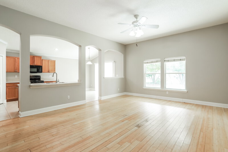 1,710/Mo, 3379 Highland Mill Ln Orange Park, FL 32065 Living Room View 2