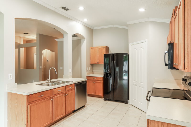 1,710/Mo, 3379 Highland Mill Ln Orange Park, FL 32065 Kitchen View 2