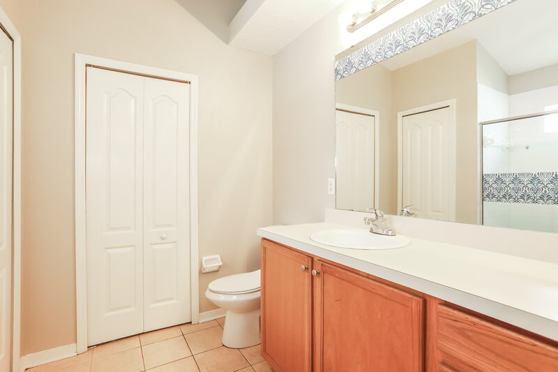 1,710/Mo, 3379 Highland Mill Ln Orange Park, FL 32065 Main Bathroom View