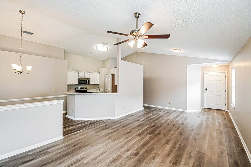 1,975/Mo, 8852 St Lucia Ct Jacksonville, FL 32256 Living Room View 2