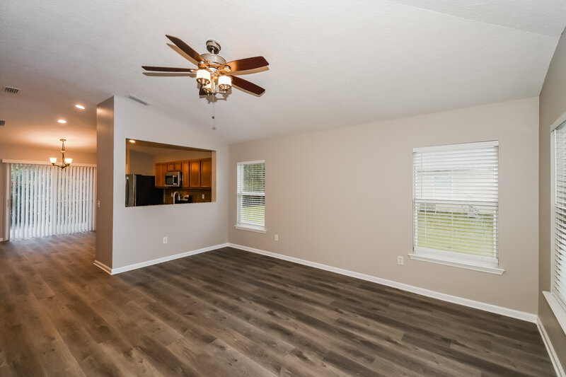1,685/Mo, 2171 Brian Lakes Dr N Jacksonville, FL 32221 Living Room View 2