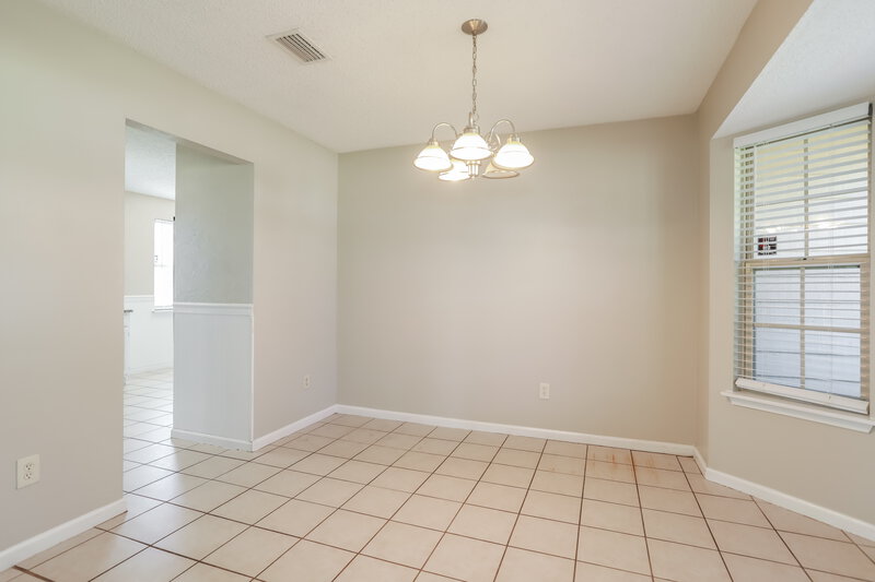2,245/Mo, 10576 Inverness Dr Jacksonville, FL 32257 Dining Room View