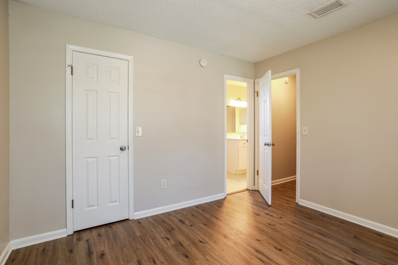 2,245/Mo, 10576 Inverness Dr Jacksonville, FL 32257 Bedroom View