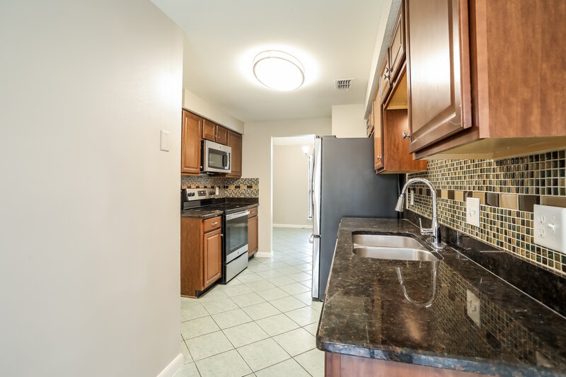1,965/Mo, 10324 Arrow Forest Ct Jacksonville, FL 32257 Kitchen View 2