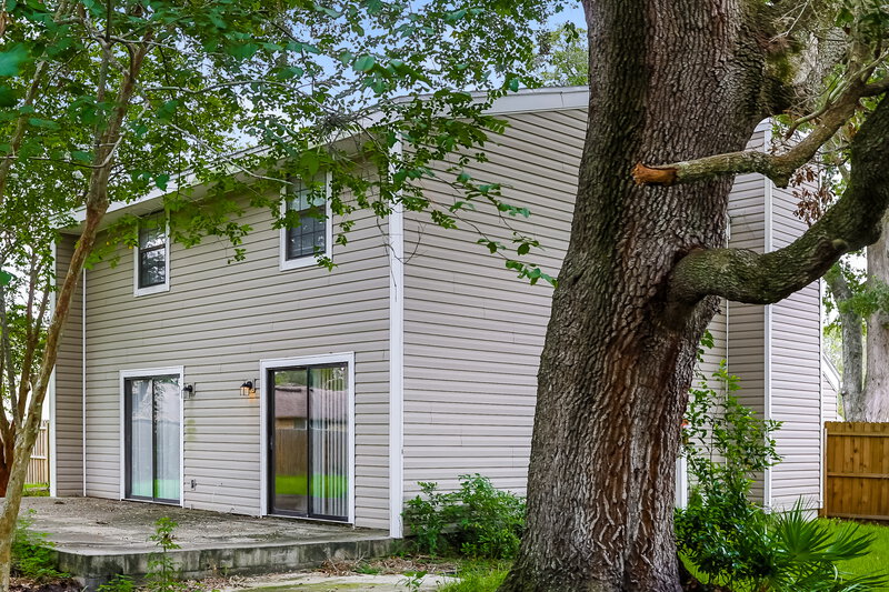 1,965/Mo, 10324 Arrow Forest Ct Jacksonville, FL 32257 Rear View