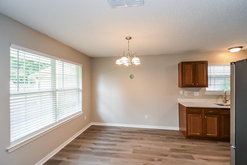 1,870/Mo, 10435 McGirts Creek Dr Jacksonville, FL 32221 Dining Room View