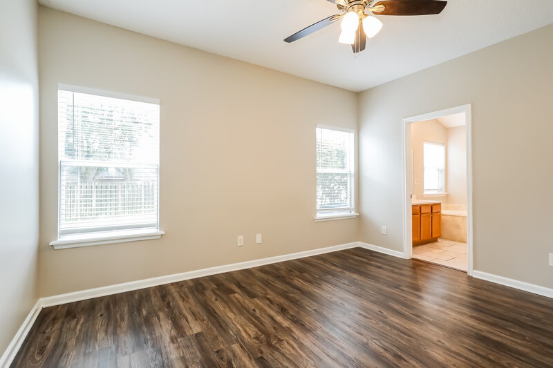 1,795/Mo, 1567 Canopy Oaks Dr Orange Park, FL 32065 Main Bedroom View 2