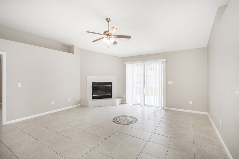 3,060/Mo, 2222 Thomas Lynch Ct Orange Park, FL 32073 Living Room View