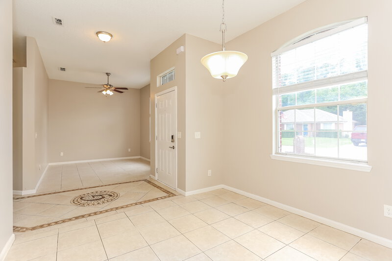 2,265/Mo, 2222 Thomas Lynch Ct Orange Park, FL 32073 Dining Room View 2