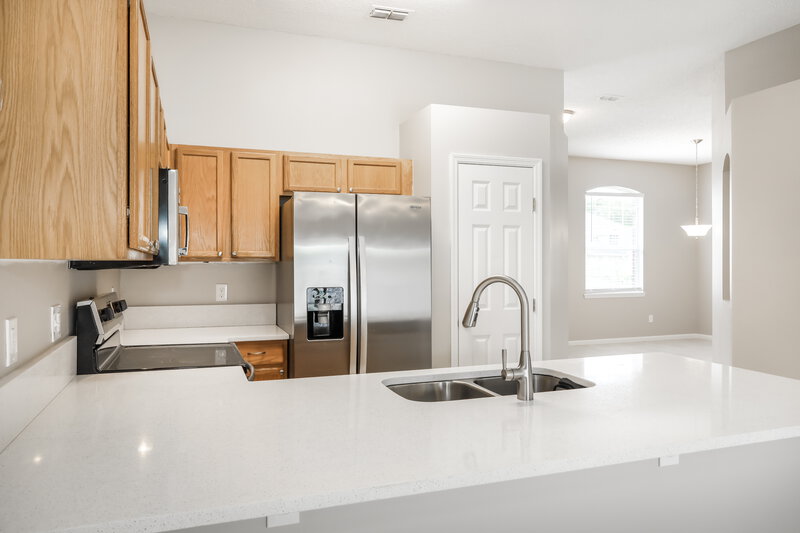 3,060/Mo, 2222 Thomas Lynch Ct Orange Park, FL 32073 Kitchen View 2