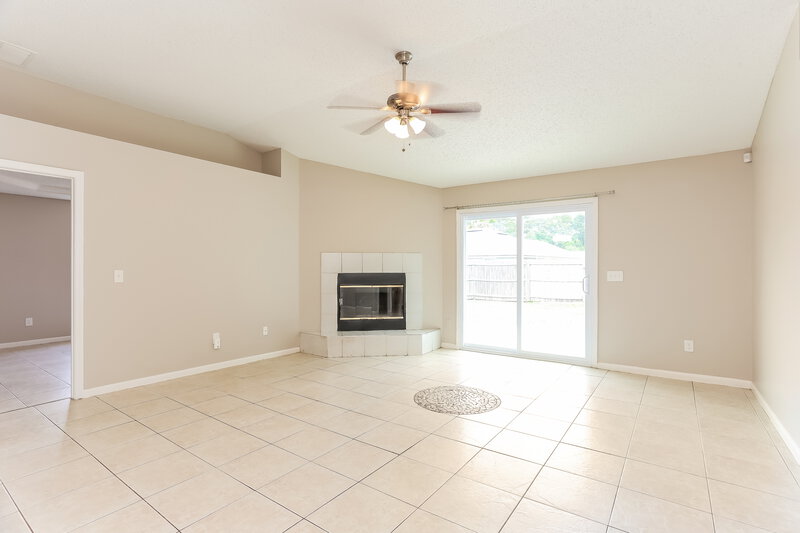 2,265/Mo, 2222 Thomas Lynch Ct Orange Park, FL 32073 Family Room View