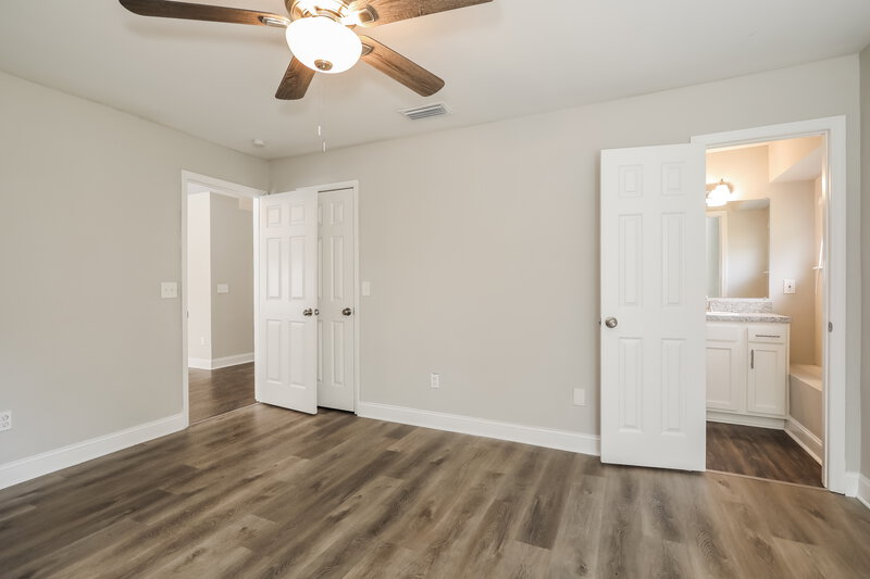 1,825/Mo, 7843 Collins Ridge Blvd E Jacksonville, FL 32244 Main Bedroom View 2