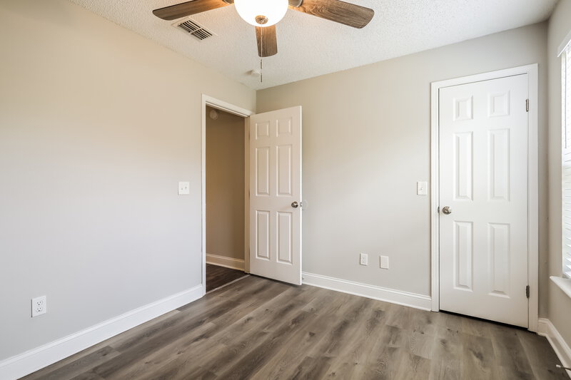 1,825/Mo, 7843 Collins Ridge Blvd E Jacksonville, FL 32244 Bedroom View