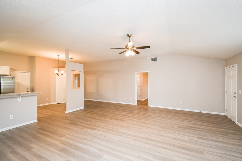 1,855/Mo, 1368 High Plains Dr W Jacksonville, FL 32218 Living Room View