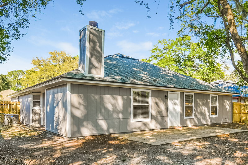 1,855/Mo, 1368 High Plains Dr W Jacksonville, FL 32218 Rear View