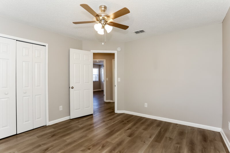 1,950/Mo, 10921 Mindanao Dr S Jacksonville, FL 32246 Bedroom View