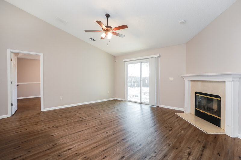 2,025/Mo, 7940 Collins Bay Ct Jacksonville, FL 32244 Living Room View