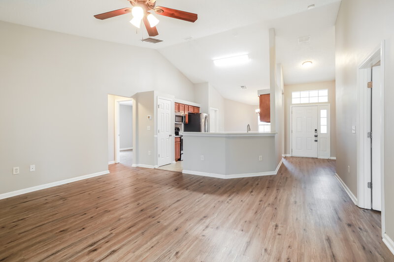 2,025/Mo, 7940 Collins Bay Ct Jacksonville, FL 32244 Living Room View 2