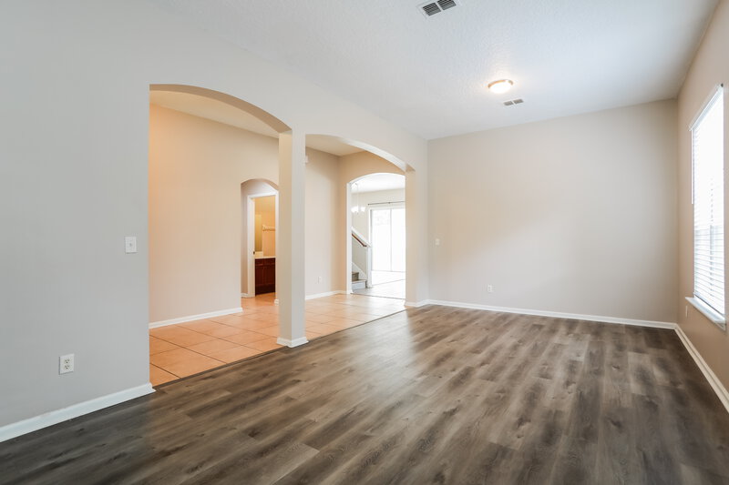 0/Mo, 3016 Stonewood Way Orange Park, FL 32065 Sitting Room View 2