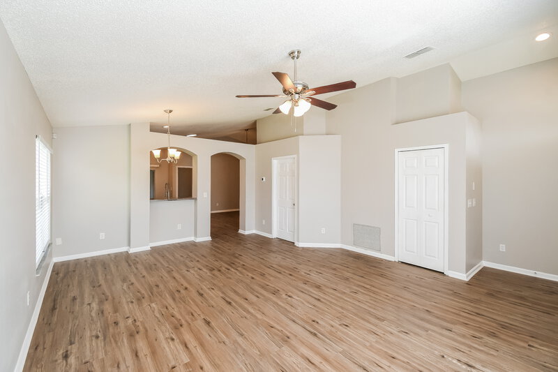 2,280/Mo, 3306 Lake Effie Ct N Jacksonville, FL 32277 Living Room View