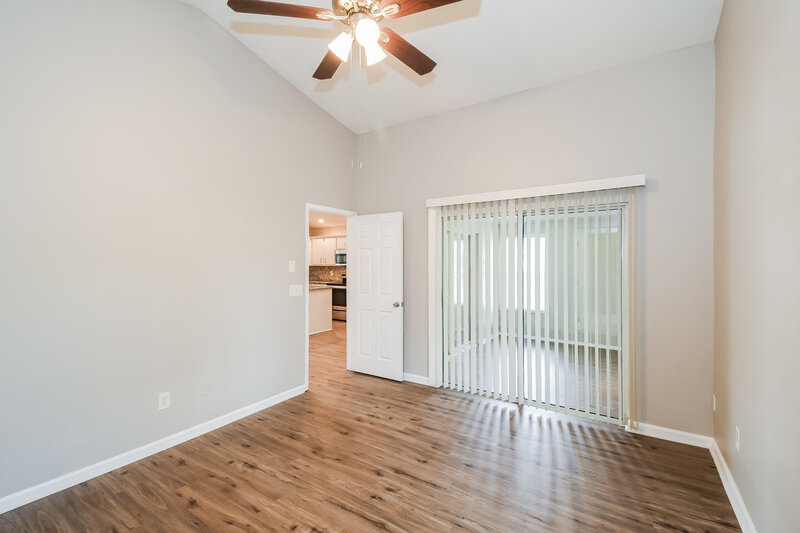 2,280/Mo, 3306 Lake Effie Ct N Jacksonville, FL 32277 Main Bedroom View 2