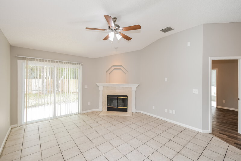 2,015/Mo, 7547 Ginger Tea Trail W Jacksonville, FL 32244 Dining Room View 2