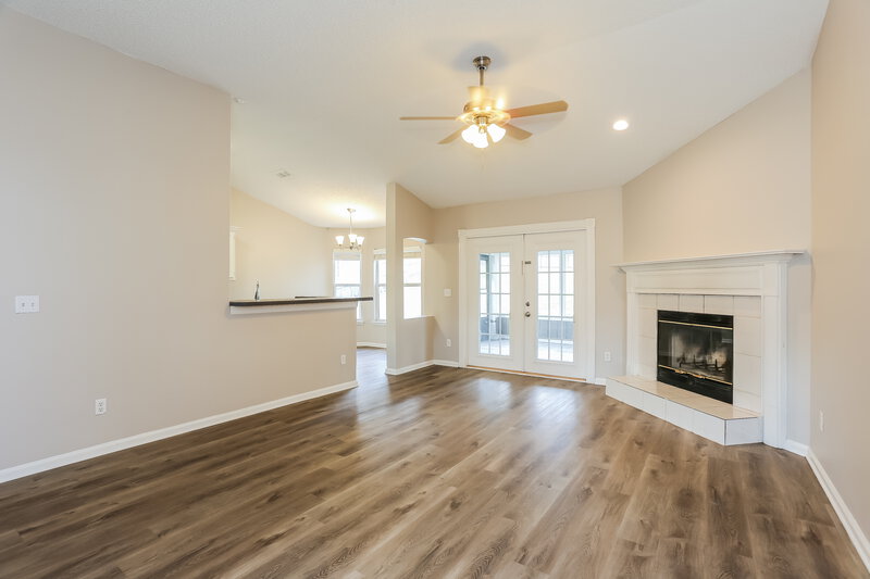 2,380/Mo, 1819 Burgess Hill Dr E Jacksonville, FL 32246 Living Room View