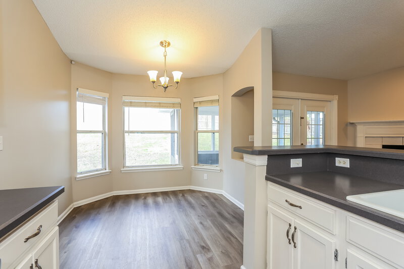 2,380/Mo, 1819 Burgess Hill Dr E Jacksonville, FL 32246 Breakfast Nook View