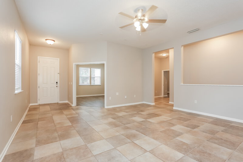 1,980/Mo, 1107 Morning Light Rd Jacksonville, FL 32218 Living Room View