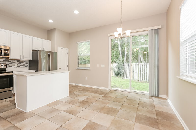 1,980/Mo, 1107 Morning Light Rd Jacksonville, FL 32218 Dining Room View
