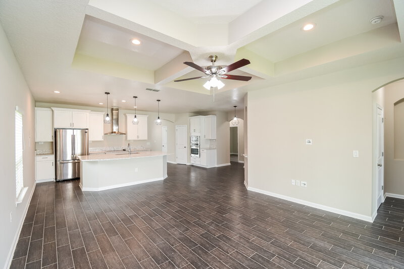 2,255/Mo, 15658 Spotted Saddle Cir Jacksonville, FL 32218 Living Room View 2