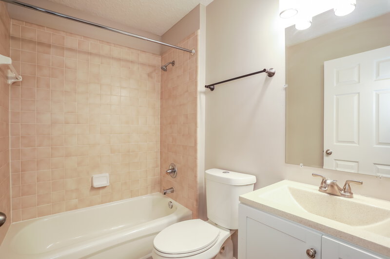 1,685/Mo, 3116 Litchfield Dr Orange Park, FL 32065 Bathroom View