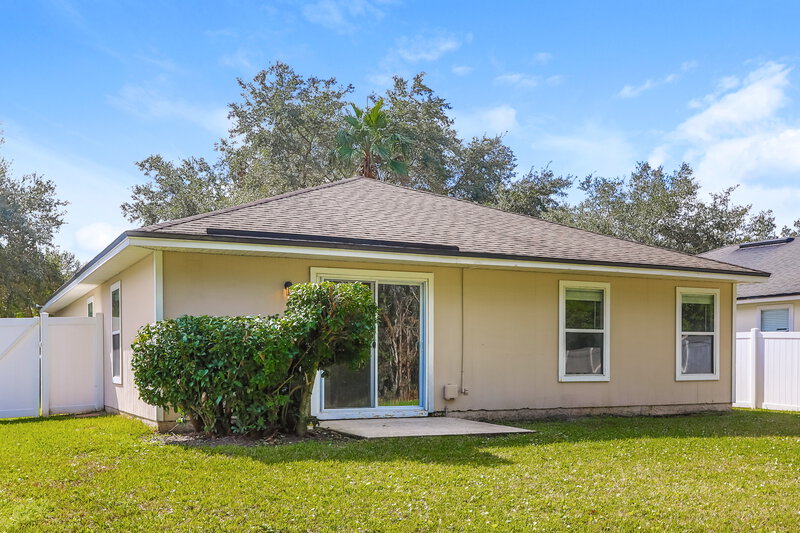 1,685/Mo, 3116 Litchfield Dr Orange Park, FL 32065 Rear View