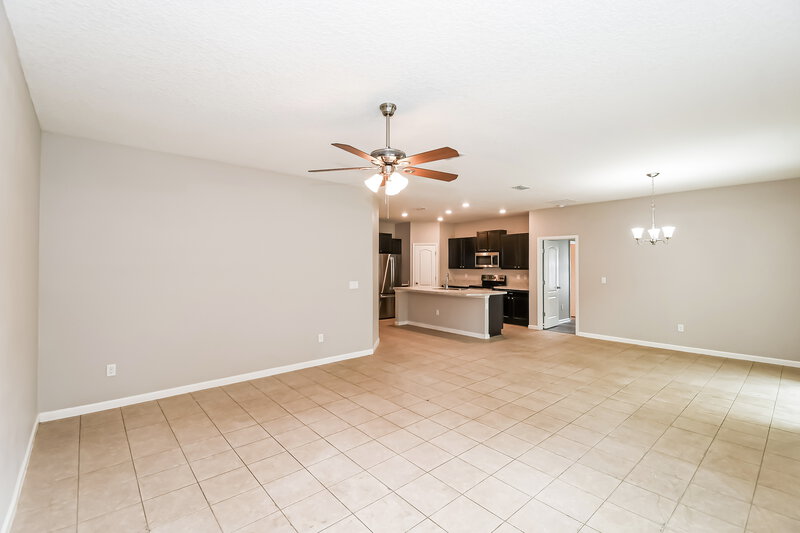 1,705/Mo, 11085 Haws Ln Jacksonville, FL 32218 Living Room View