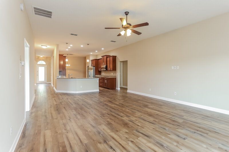 2,180/Mo, 156 Pond Run Ln Jacksonville, FL 32218 Living Room View 2