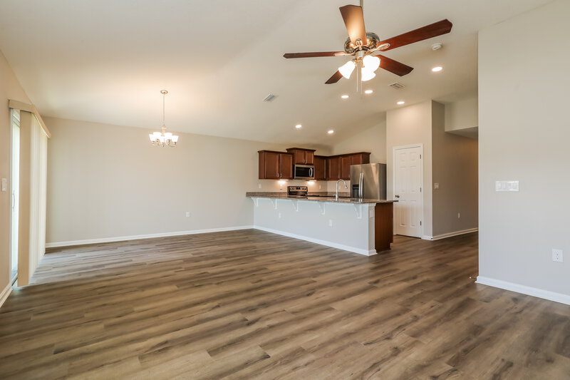 2,020/Mo, 840 Trellis Bay Dr Saint Augustine, FL 32092 Living Room View