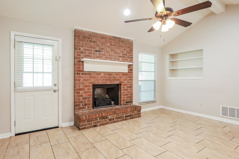 1,850/Mo, 2647 Beaumont Ct Orange Park, FL 32065 Living Room View