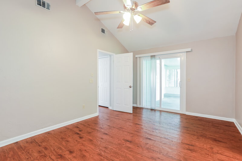 1,850/Mo, 2647 Beaumont Ct Orange Park, FL 32065 Main Bedroom View 2