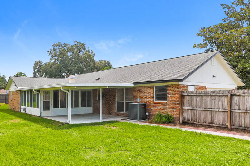 1,850/Mo, 2647 Beaumont Ct Orange Park, FL 32065 Rear View