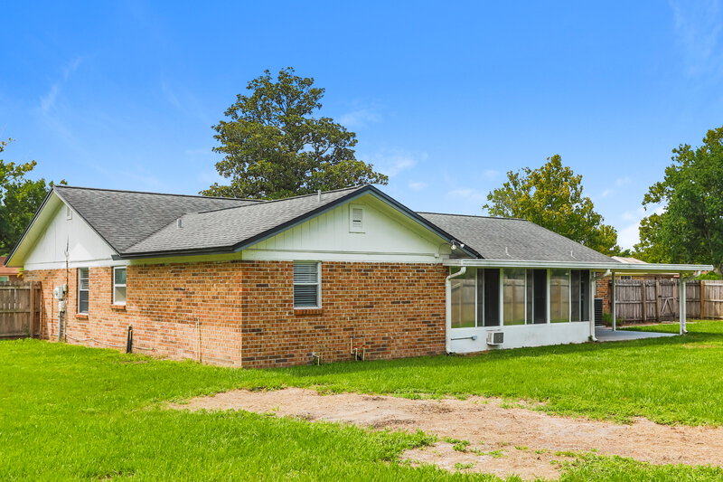 1,850/Mo, 2647 Beaumont Ct Orange Park, FL 32065 Rear View 2