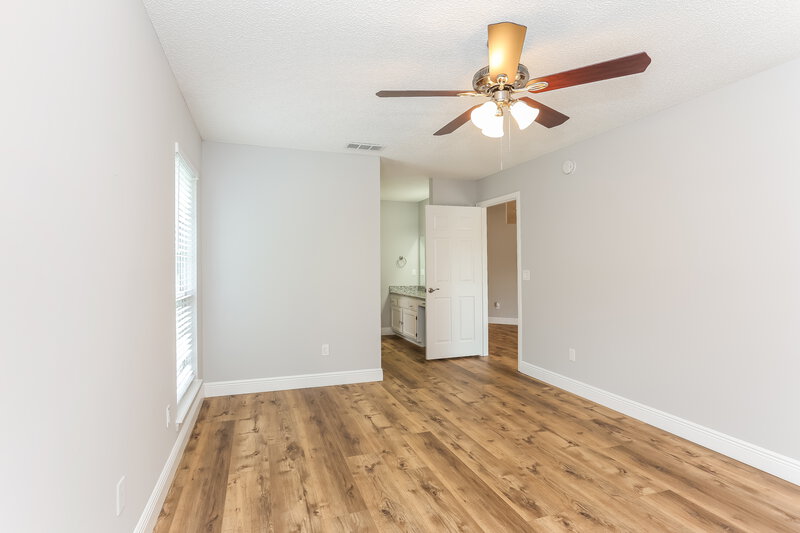 1,910/Mo, 8023 Mactavish Way E Jacksonville, FL 32244 Main Bedroom View